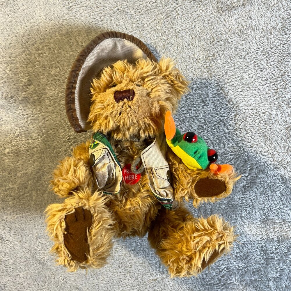 Rainforest Cafe Rudy Bear Plush Unisex Small Brown Explorer‎ Safari Frog Teddy
